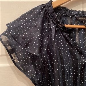 Polka dot | Banana Factory | sheer flutter sleeve